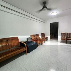 ang-mo-kio-avenue-4 photo thumbnail #13